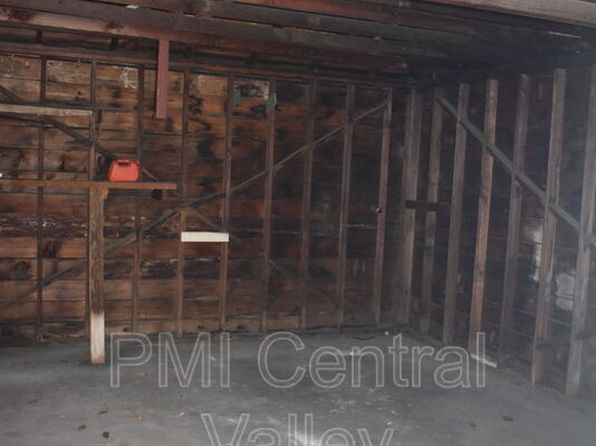 28 W Geary St