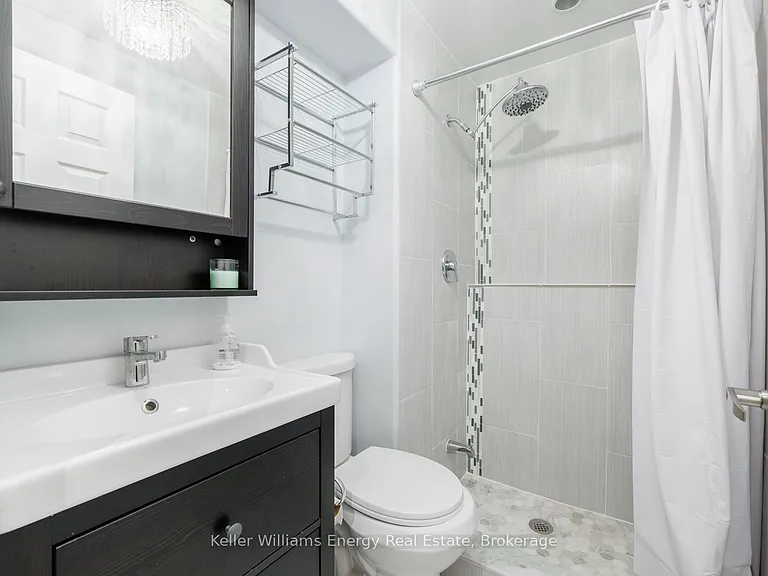 926 Burrows Gate — Photo 31