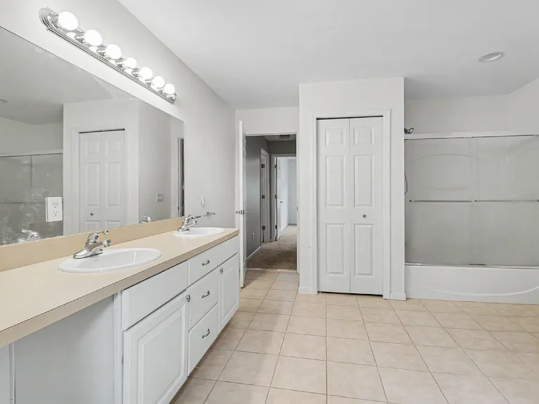 2685 Diane Marie Ct — Photo 9