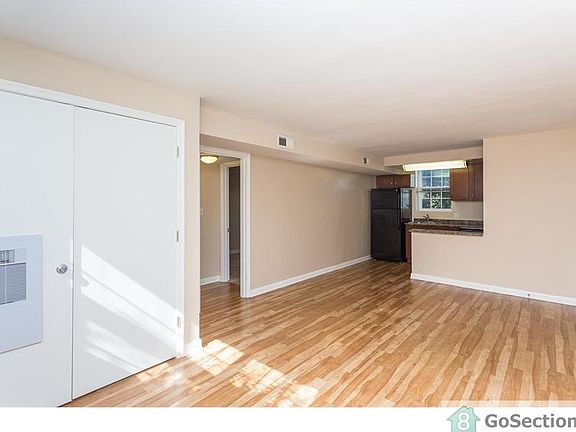 3rd image of 840 S Frederick St APT 102