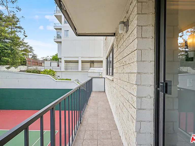 10535 Wilshire Blvd #510 — Photo 31