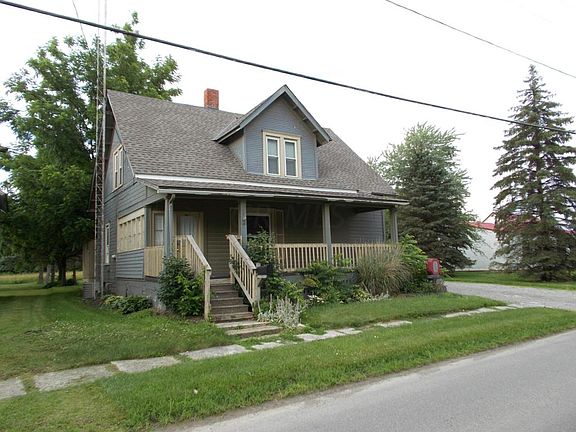 2nd image of 321 E Blagrove St