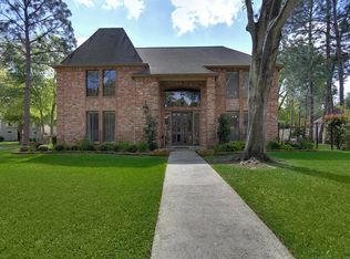8011 Forest Breeze Ln, Spring, TX 77379