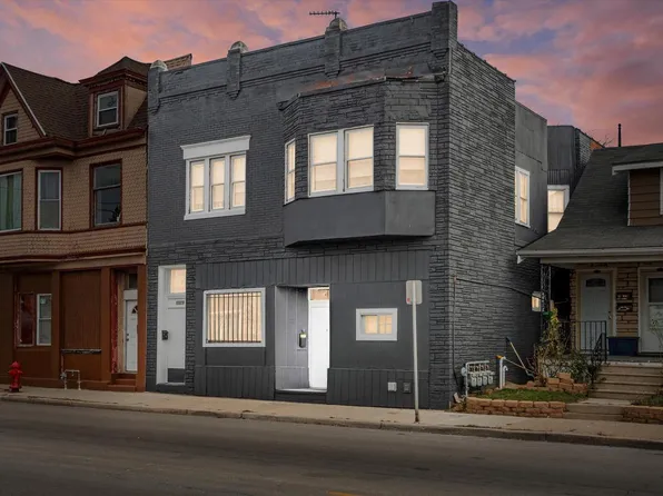 1127 West Windlake AVENUE #1129, Milwaukee, WI 53215