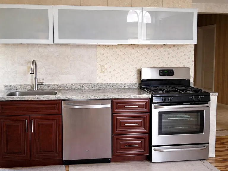 311 Morewood Ave #6-3 — Photo 4