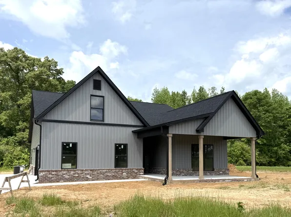 2728 Bains Rd, Hillsboro, TN 37342
