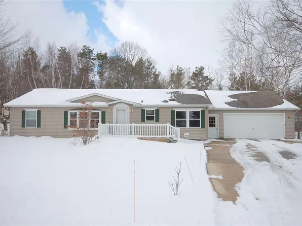154 Vantage View Dr, Petoskey, MI 49770