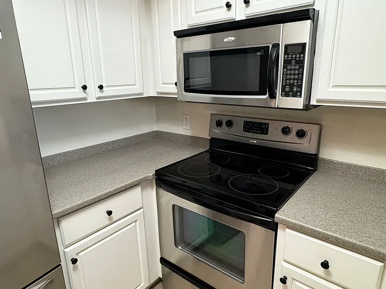 1720 E Thunderbird Rd #1008 — Photo 8