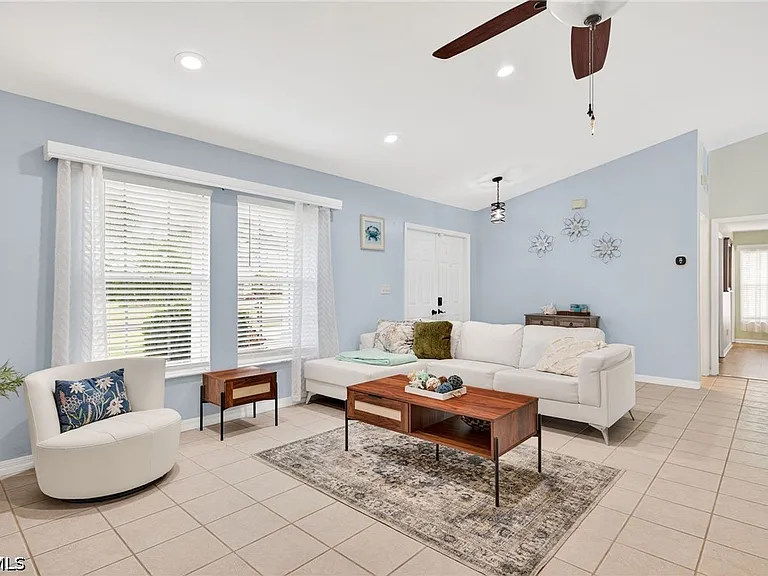 2919 SW 25th St — Photo 20