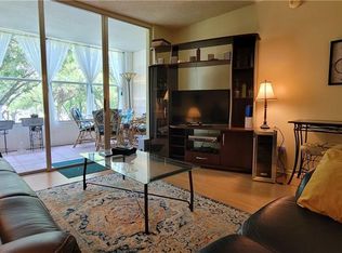 2998 NW 48th Ter APT 320, Lauderdale Lakes, FL 33313