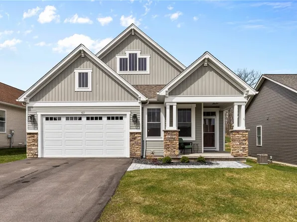 57 Thompson Ln, Canandaigua, NY 14424
