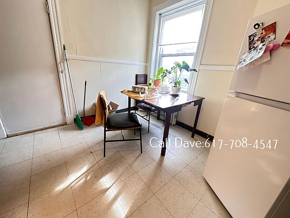 3rd image of 1128 Commonwealth Ave APT 6A