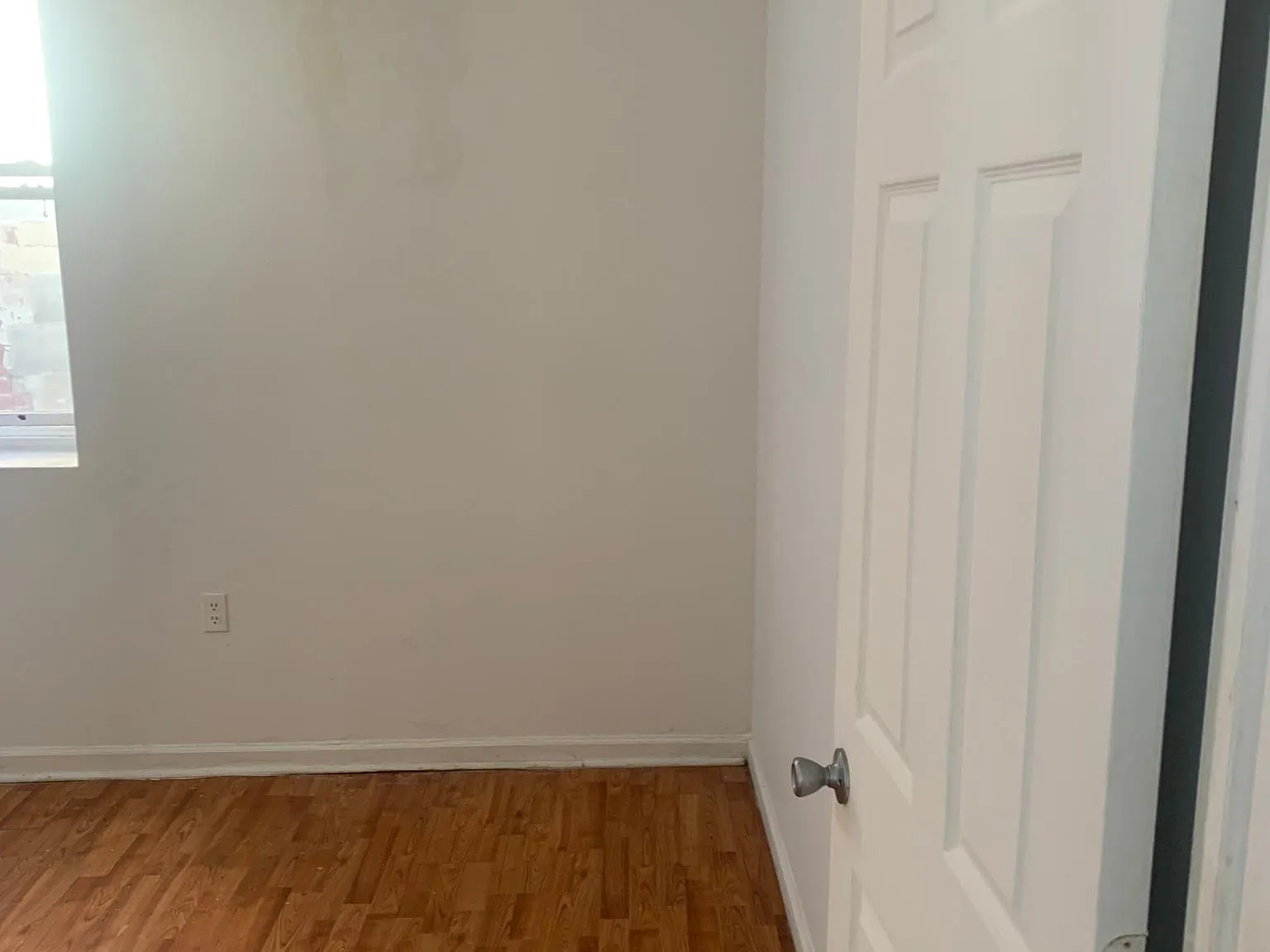 2 bed, 750 sqft, $1,100 — Photo 2