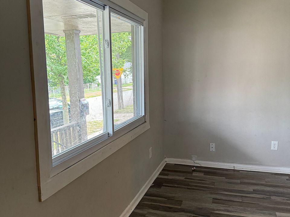 1st image of 3505 Carlyle Ave Unit 1