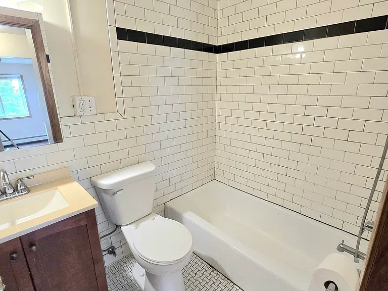 340 Marshall Ave #2 — Photo 2