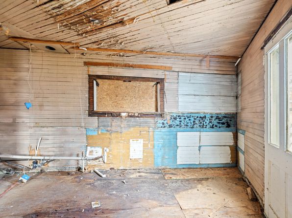 lexington-kentucky-446756855 picture