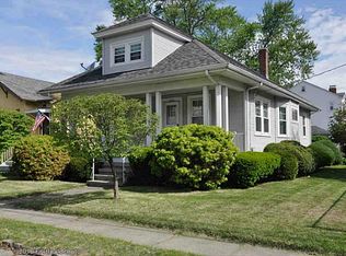 203 Clarence St, Cranston, RI 02910