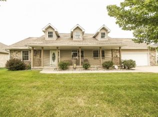 5970 Martin Dr, Pleasant Hill, IA 50327