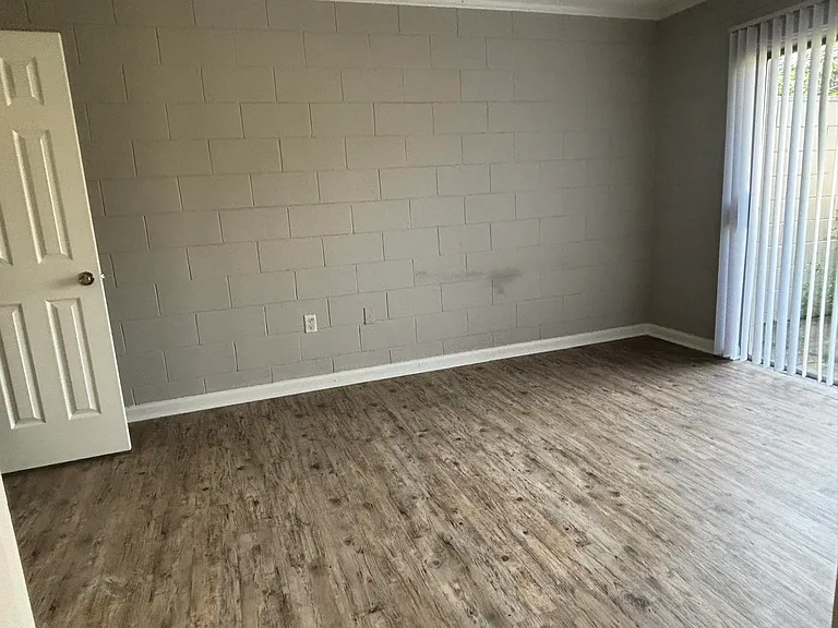 2241 W Pensacola St #50 — Photo 7