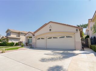 598 Rembrandt Dr, Corona, CA 92882