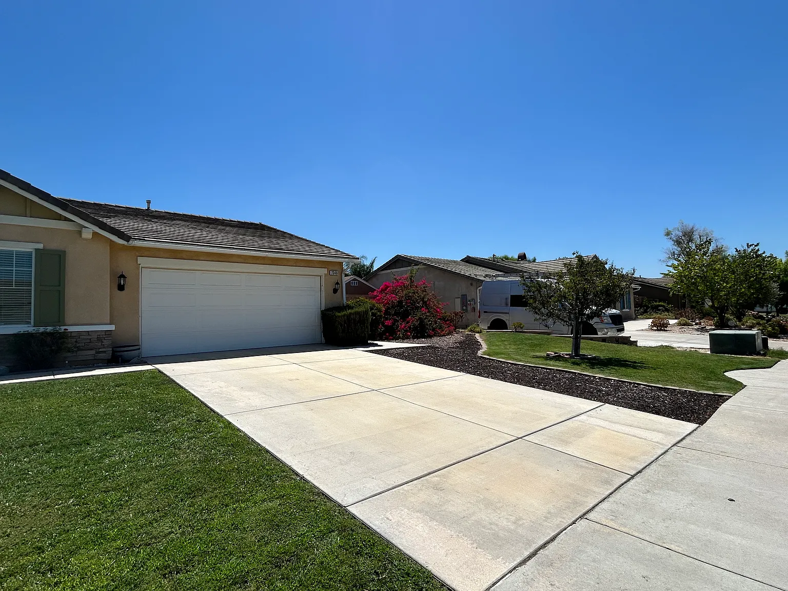 4 bed, 1549 sqft, $3,500 — Photo 3