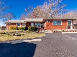 1497 S Jackson St, Salem, IN 47167