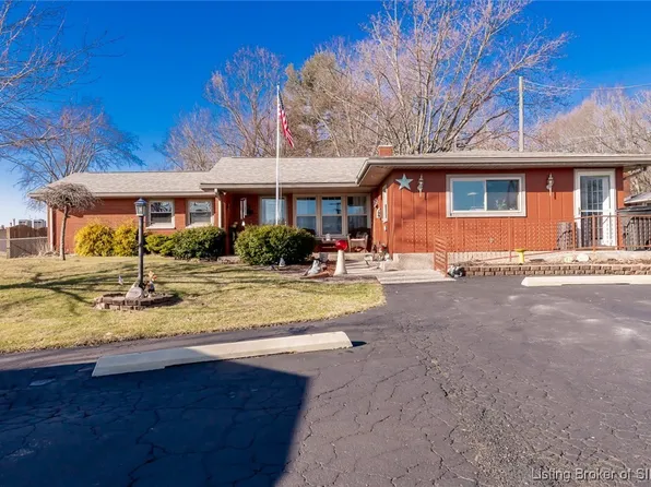 1497 S Jackson Street, Salem, IN 47167