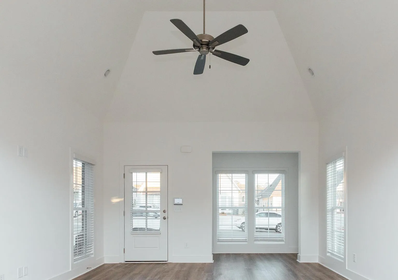 1220 Hidden Den Trail — Photo 3