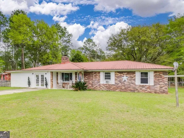 423 Pioneer Rd, Hinesville, GA 31313