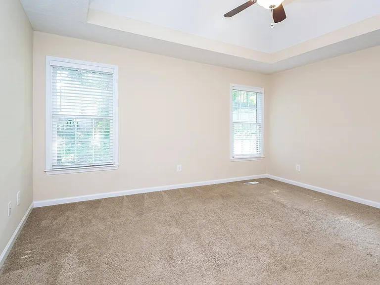 39 Crestview Dr — Photo 8