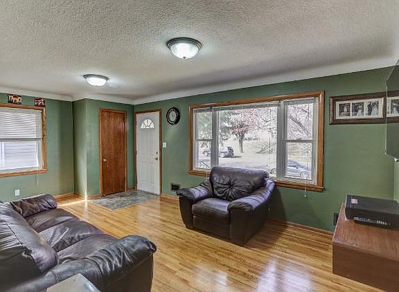 4th image of 1008 Gorman Ave