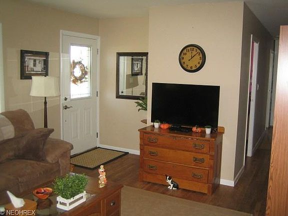 3rd image of 4126 Sabin Dr