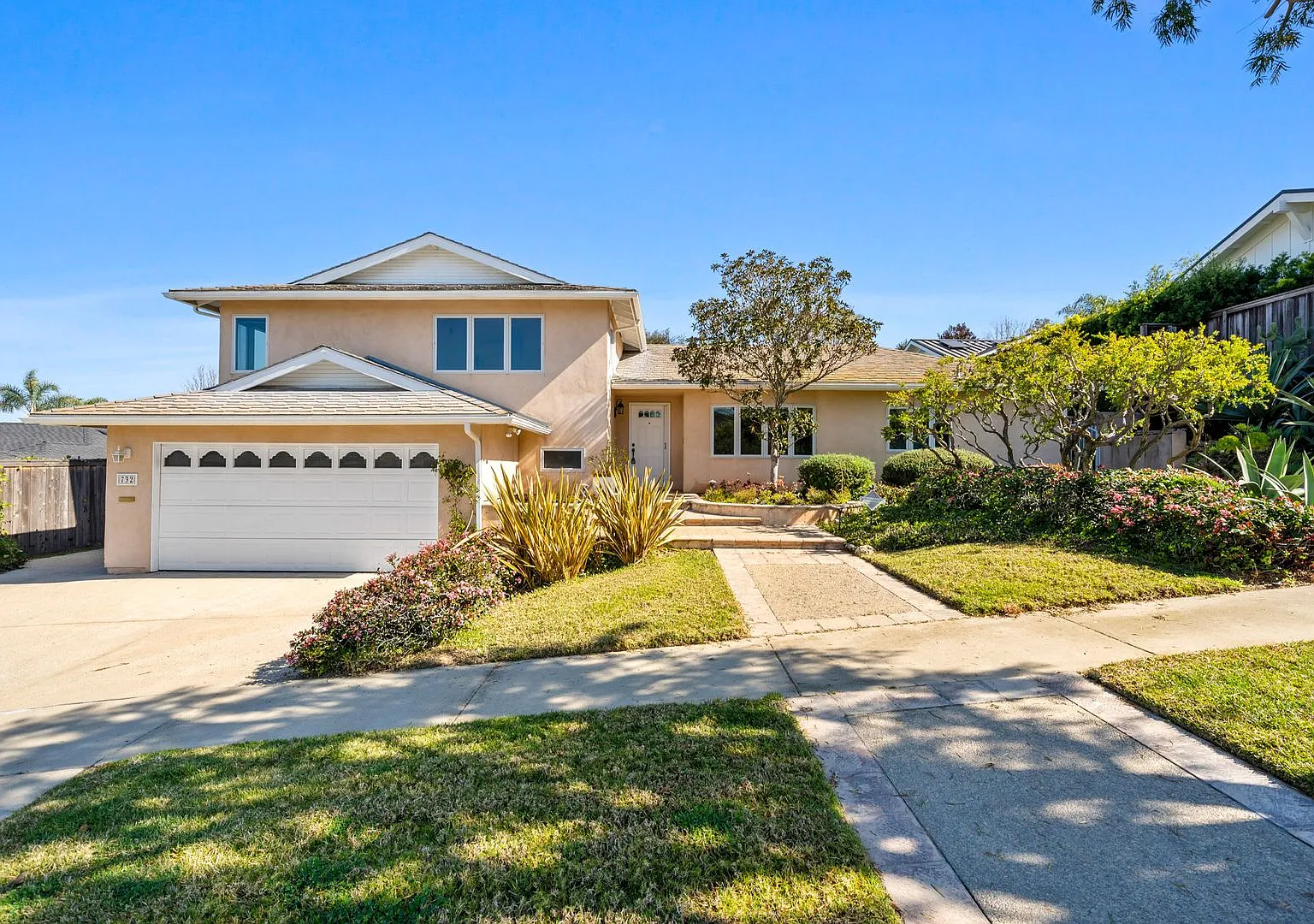 Spacious Two-Story 5 BD/3 BA Home in Desirable East Bluff Neighborhood — Photo 1