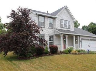2488 N Tedy Ln, Round Lake Beach, IL