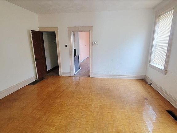 4th image of 4126 W Lee Ave