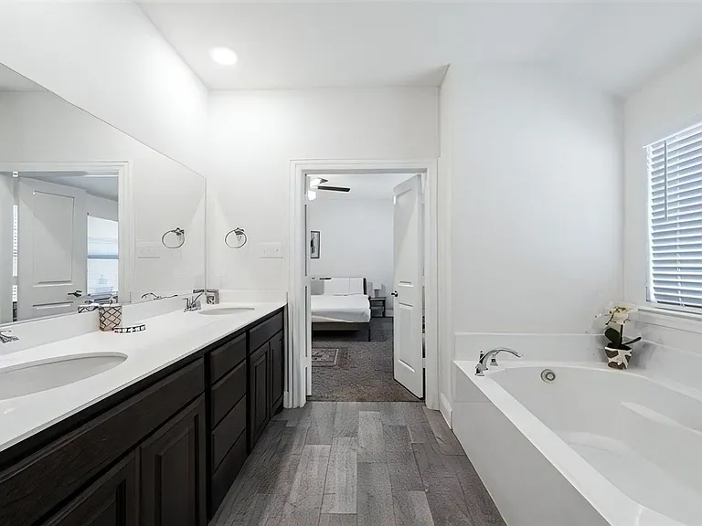 Huge double sinks
