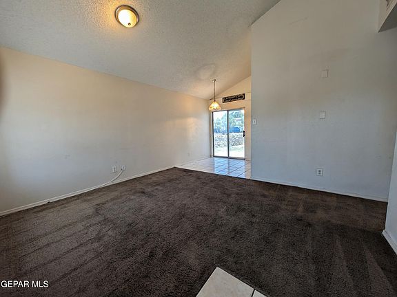 4th image of 9127 Bur Oak Cir