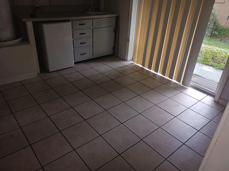 625 Glenridge Way #A — Photo 5