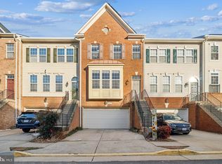 8555 Wyngate Manor Ct, Alexandria, VA 22309