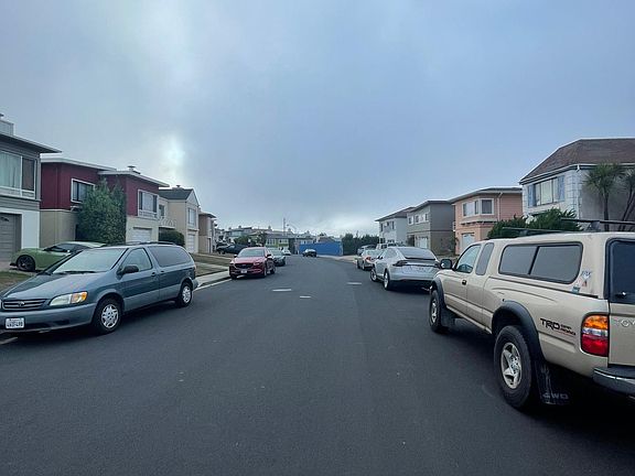 2nd image of 67 Montrose Ave