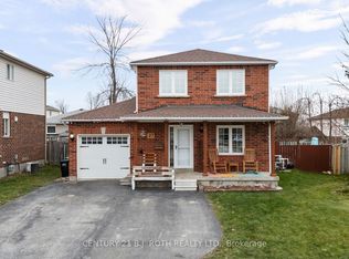 27 Golds Cres, Barrie, ON L4N 8R5