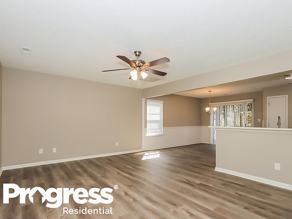 4th image of 192 Brantley Place Dr