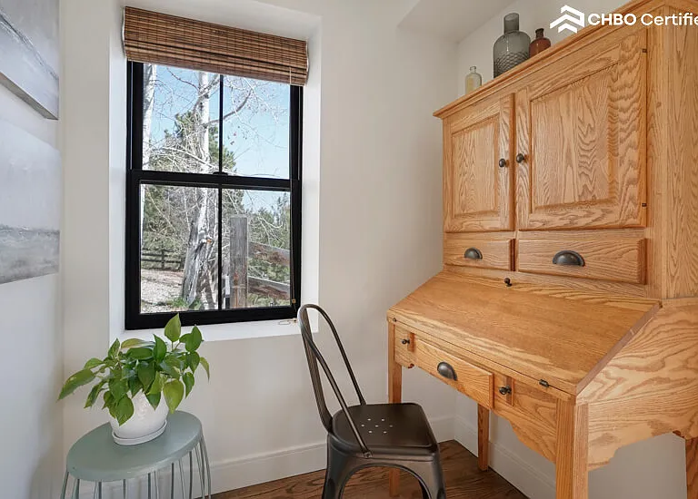 1336 Suncrest Rd — Photo 4