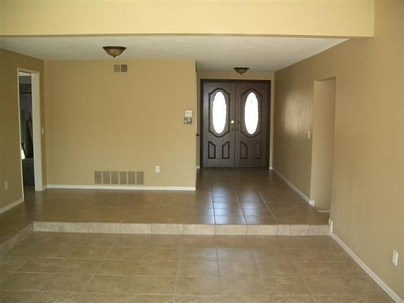 5th image of 13773 Graber Ave
