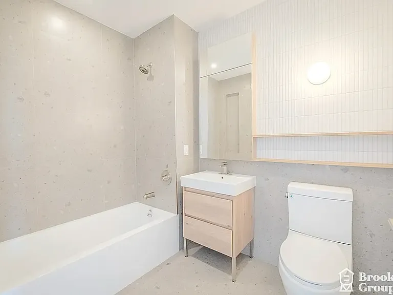 1889 Atlantic Ave #8E — Photo 5