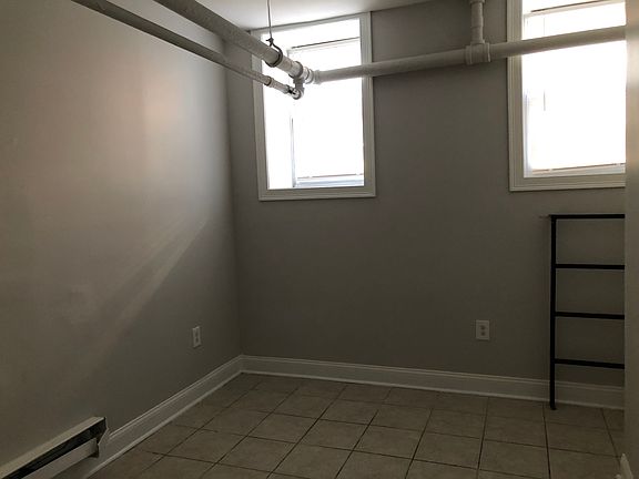 4th image of 943 Pavonia Ave #B1q