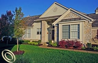 2nd image of 16713 Lyonhurst Cir