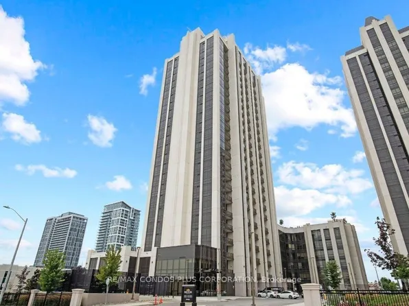 9075 Jane St, Vaughan, ON