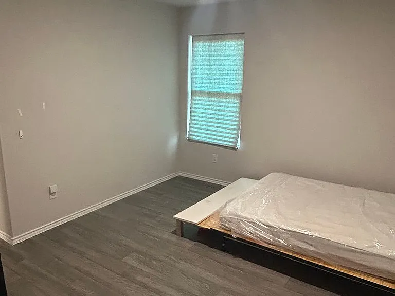 602 Clear Creek Ct — Photo 18