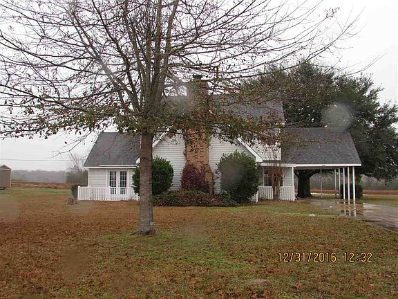 3rd image of 813 Woodland Dr